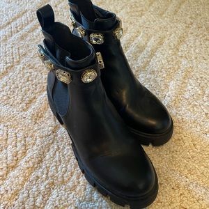 Madden Girl Honeyy Chelsea Boot